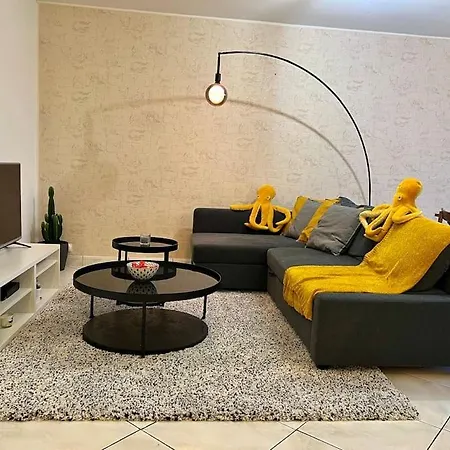 Comfy, Cosy, And Spacious Near Paris * ブゾン